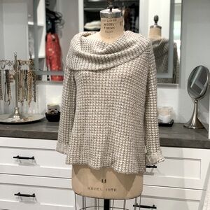 BB Dakota sweater